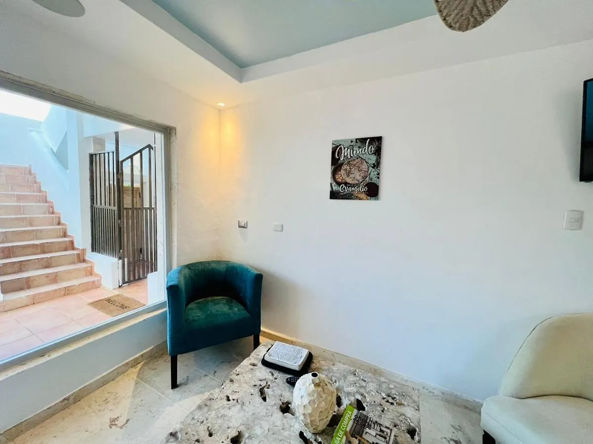 פונטה קאנה Noe Hotel 1 King Bedroom # 10 0*, פונטה קאנה
